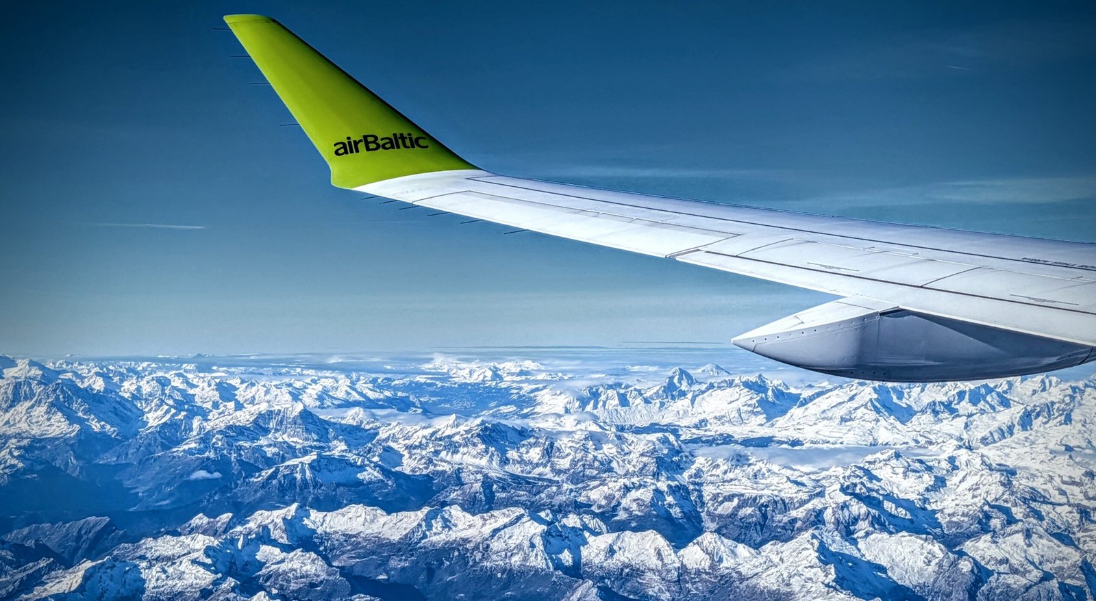 Half-Day Layover in Zurich: A Self-Guided Walk Through Old Town and the Christmas Markets